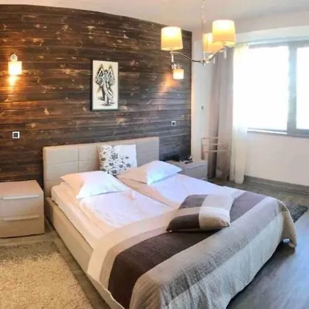 Unique Apartment *